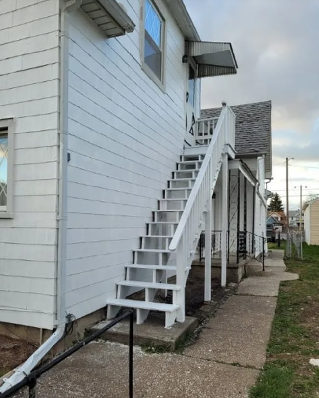 Building Photo - 621 Nevada St Unit 621 Nevada Street Upper Rental
