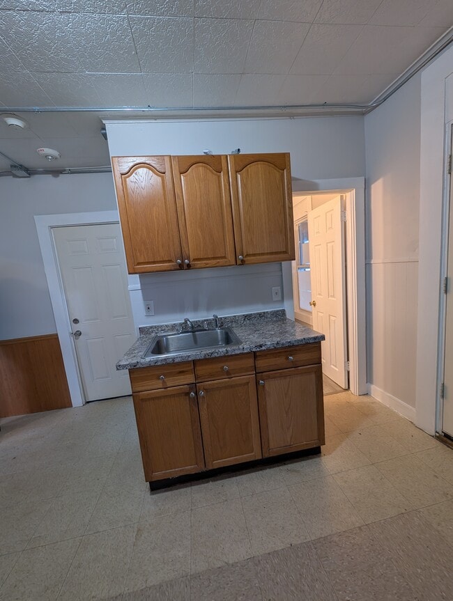 Photo - 224 Lyman St Unit 3R