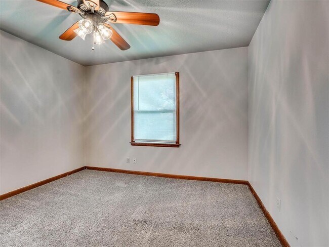 Photo - 1800 Melrose Dr