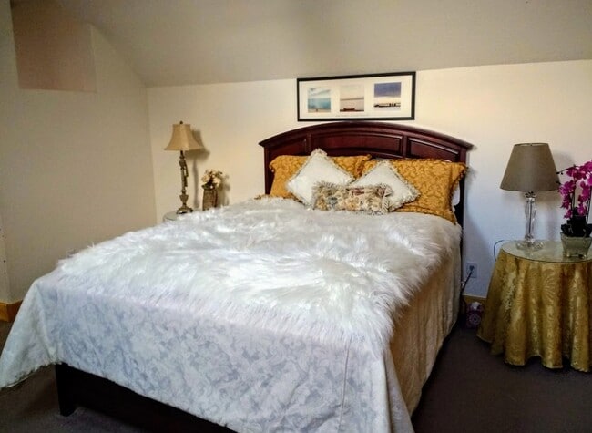 Photo - 265 Woodland Hills Dr