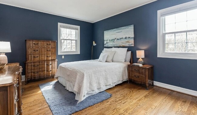 Photo - 9546 Springfield Ave