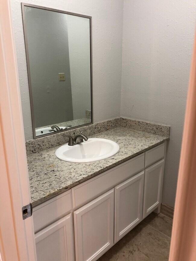 607 S I Rd Unit 17