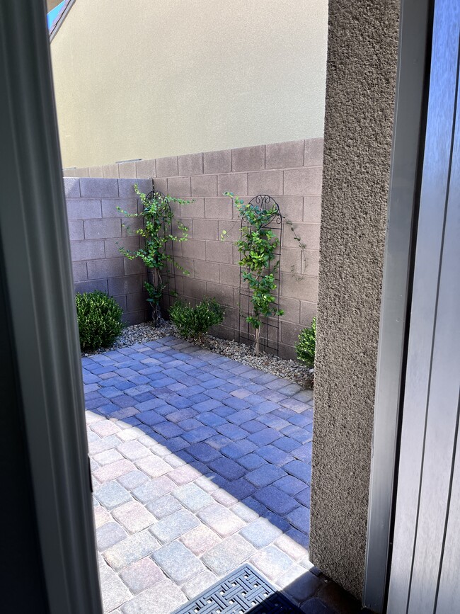 Patio - 118 Nine Mile Creek Dr