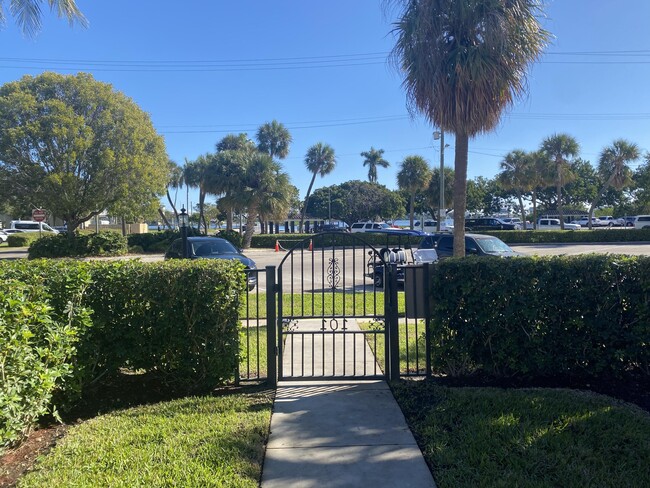 Photo - 101 S Golfview Rd Unit 5