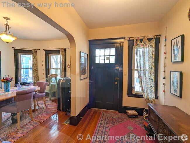 Building Photo - 69 Prichard Ave Rental