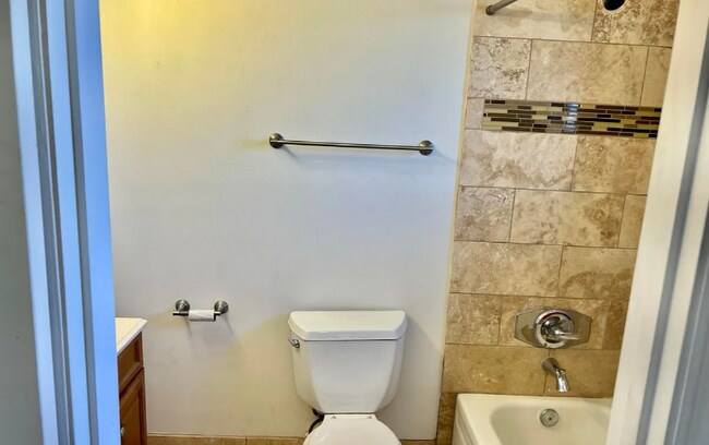 Photo - 4213 N Westview Dr