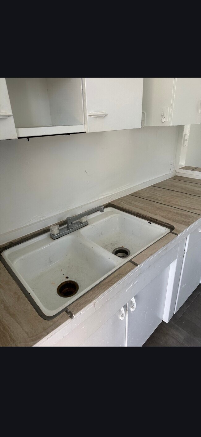 Photo - 2001 W 28th Ave