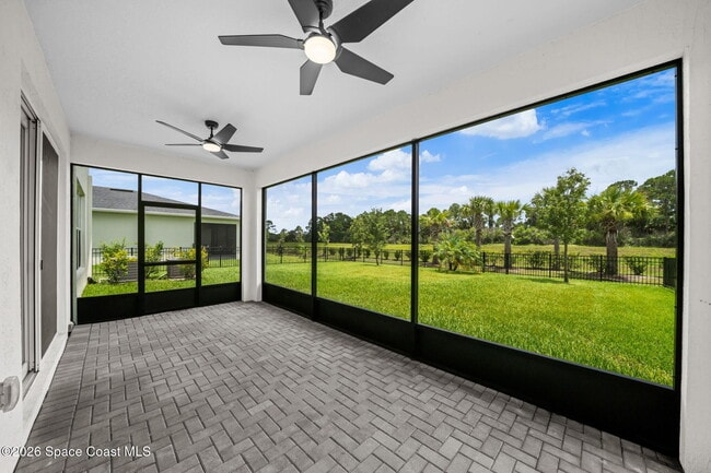 Photo - 640 Veridian Cir NW