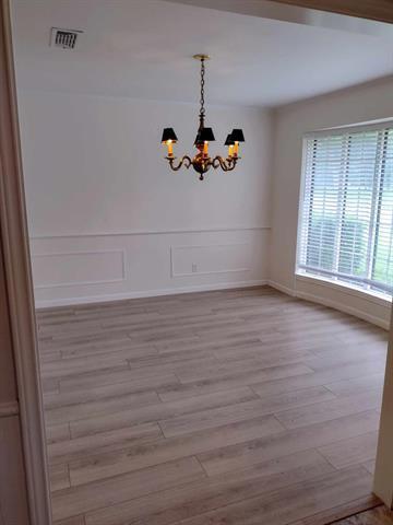 Photo - 3018 Overton Park Dr W