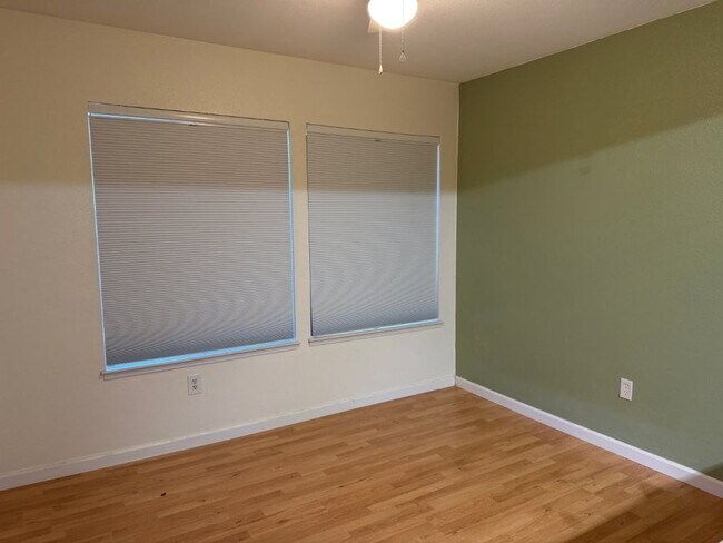 Photo - 315 N Cottonwood St