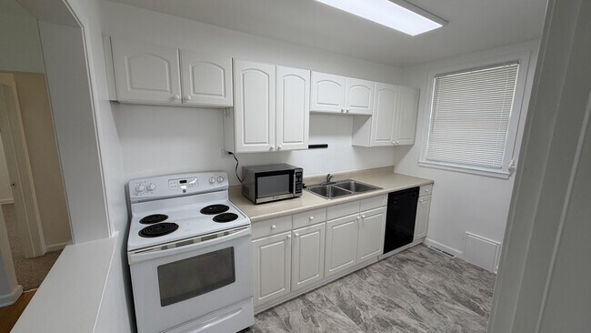 Photo - 2525 S Clayton St