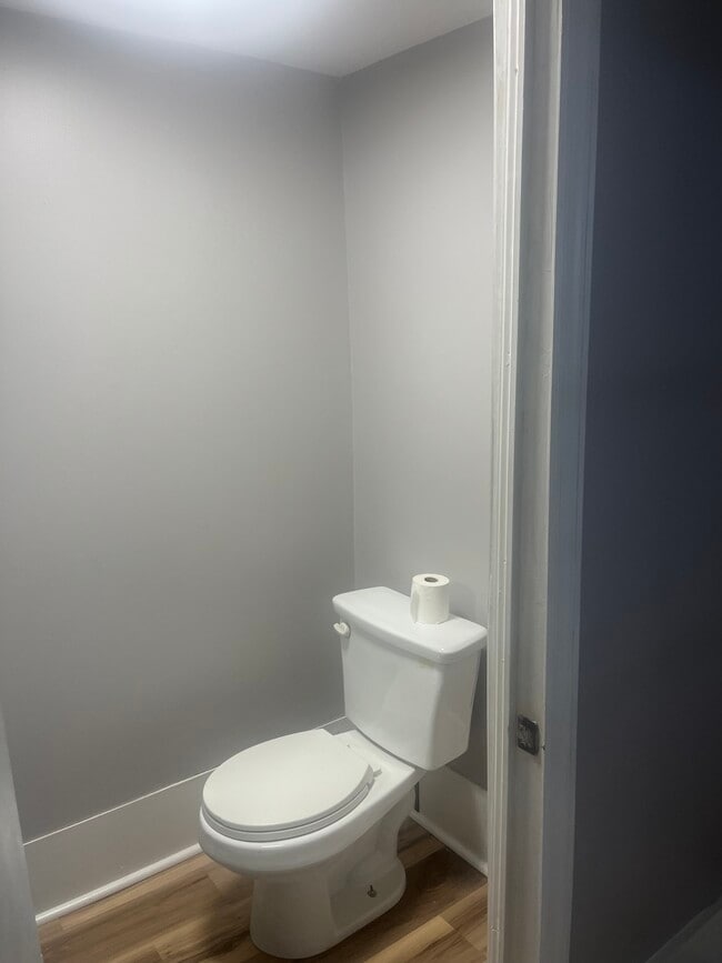 Photo - 137 Poplar St