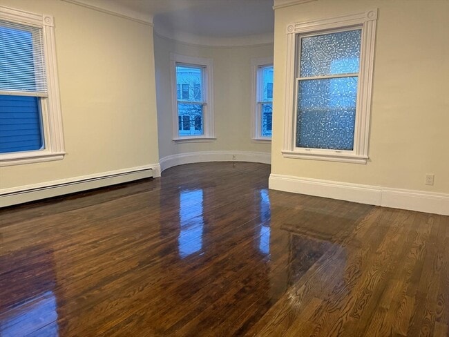 Photo - 118 White St Unit 2