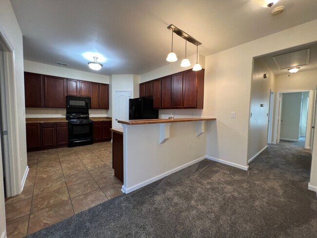 Photo - Available Now! 2nd Story, 3 Bed, 2.5 Bath ...