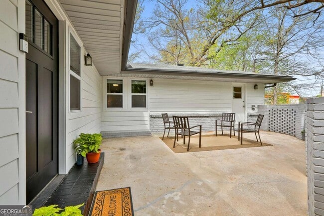 Photo - 2037 Lively Ridge Rd NE