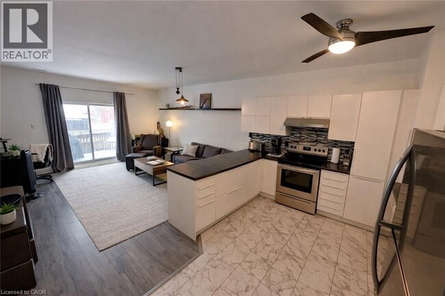 Photo - 400 York Blvd Unité 105