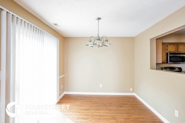 Photo - 2279 Salem Park Dr