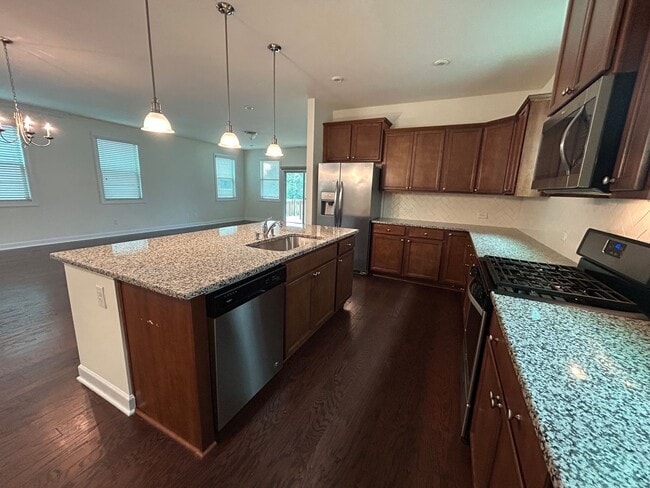 Photo - 2914 Macbeth Ln