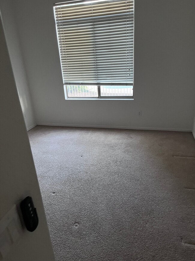 Photo - 221 E Arabian Dr