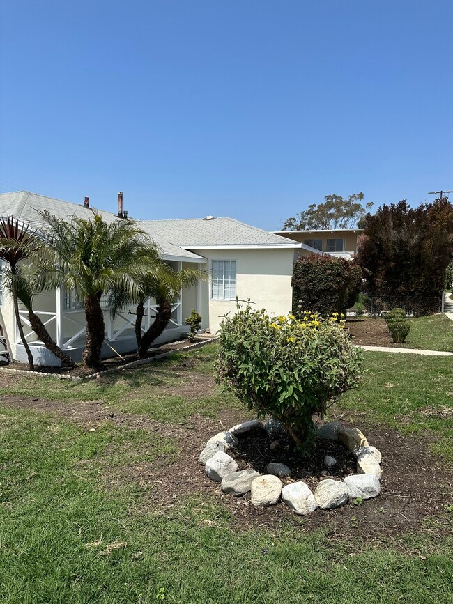 Photo - 5333 Inglewood Blvd