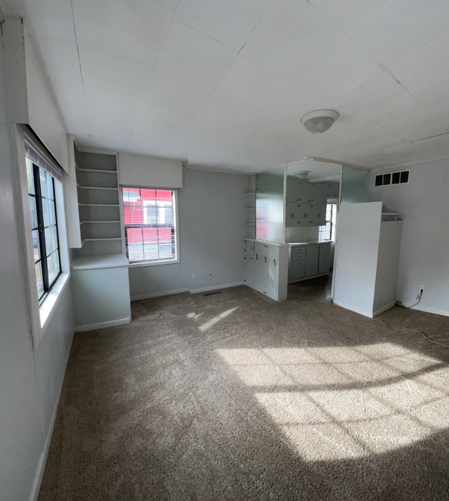 Photo - 1411 Portland Ave Unit B