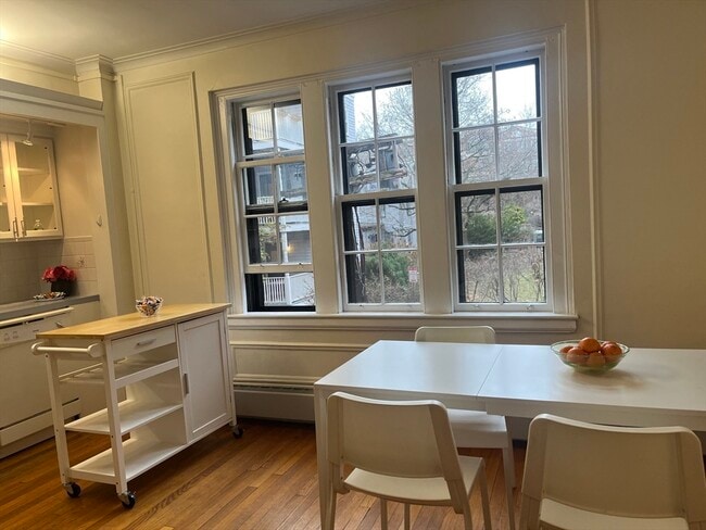 Photo - 988 Memorial Dr Unit 186