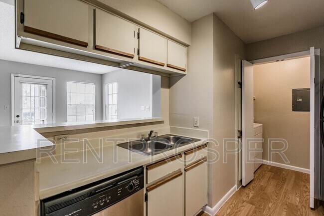 Photo - 5530 Chrishire Way Unit D202