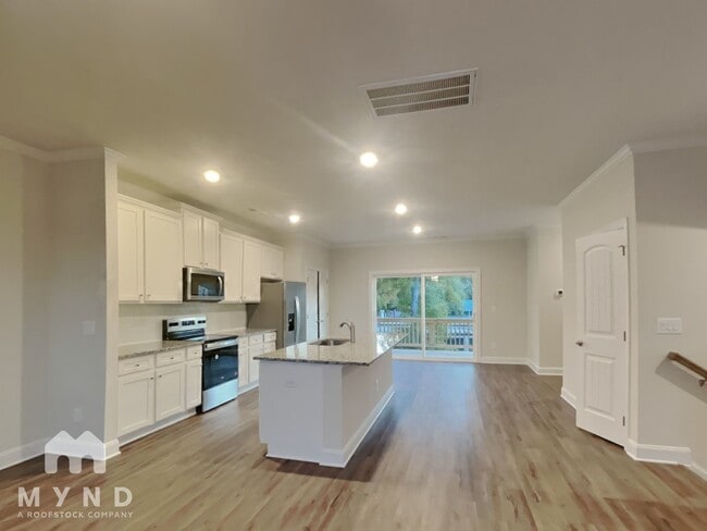 Photo - 7000 Point Bar Pl