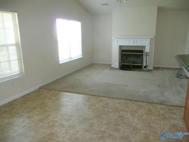 Photo - 103 Zeona Ct SW