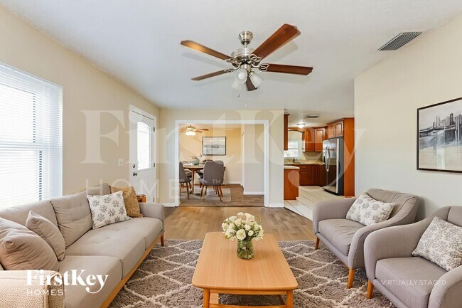 Photo - 4301 Tarpon Dr SE