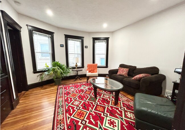 Photo - 37 Sudan St Unit 1