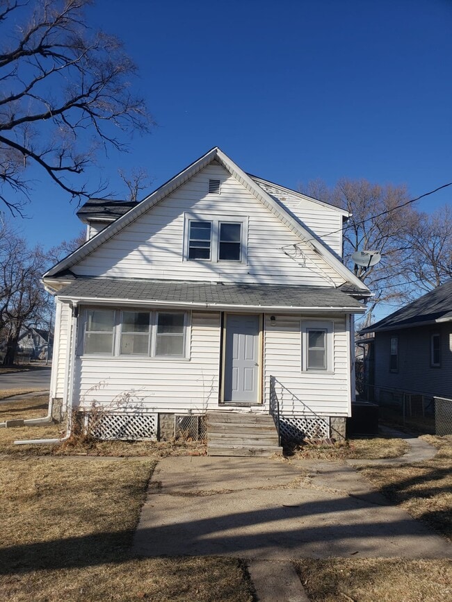Photo - 3035 Avenue B