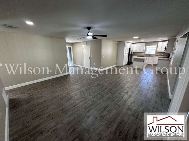 Photo - 2847 Bermuda Ave N