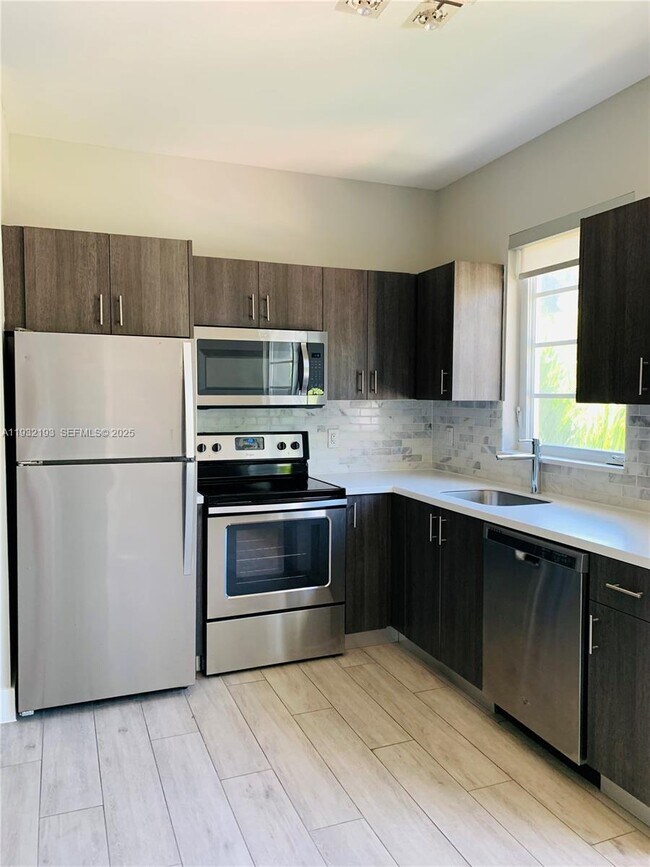 Photo - 1100 10th St Unit 15