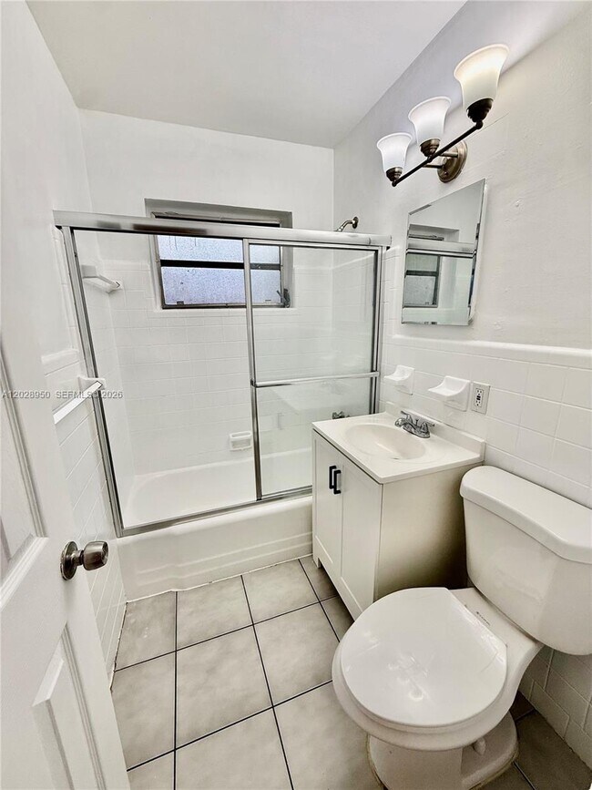 Photo - 717 SW 13th Ave Unit 2