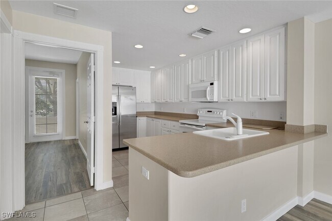 Photo - 15068 Blue Marlin Terrace