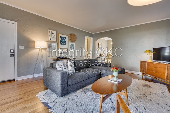 Photo - 1803 Carey Pl