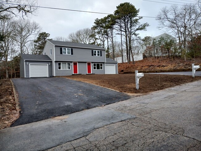 Building Photo - 5-7 Ronda Lane Unit 7 Ronda Lane