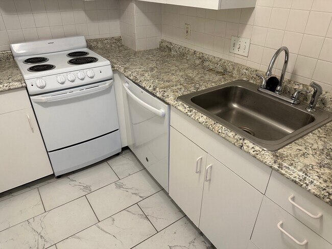 Photo - 259 Harvard St Unidad 3