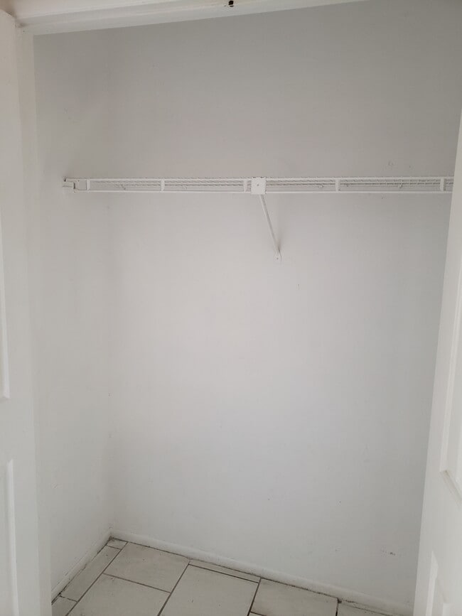 Photo - 4003 Versailles Dr Unit 4003F