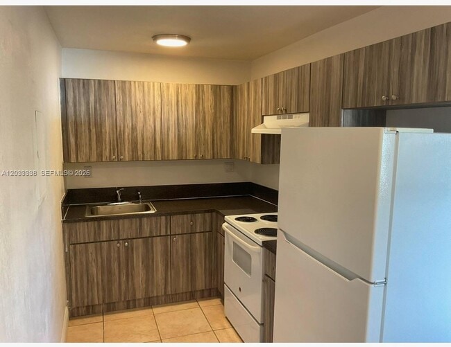 Photo - 6780 SW 44th St Unit 2