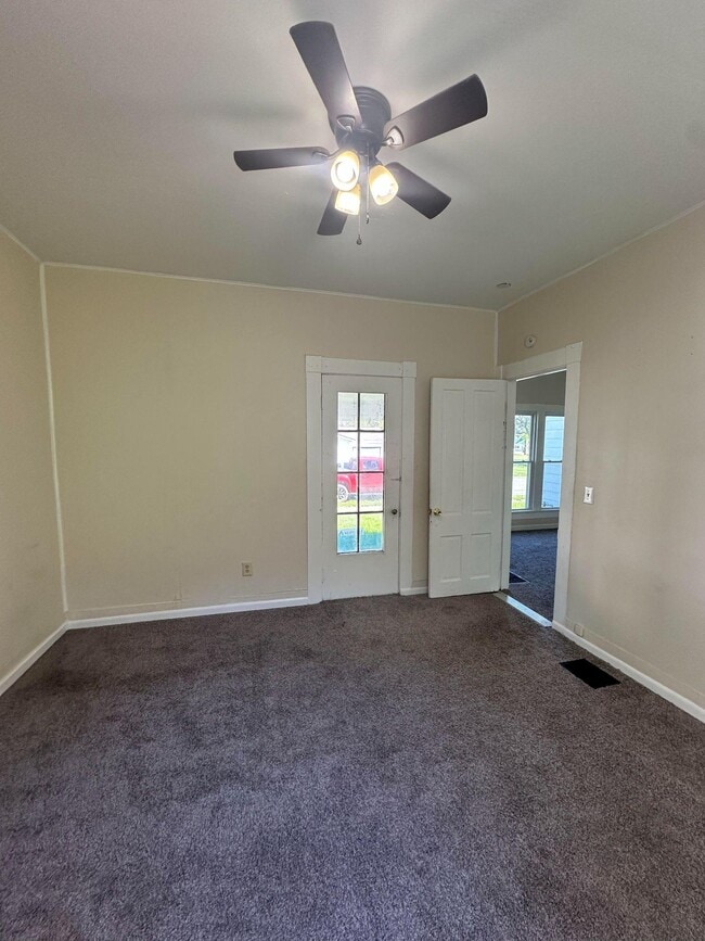 Photo - 1502 Cedar St