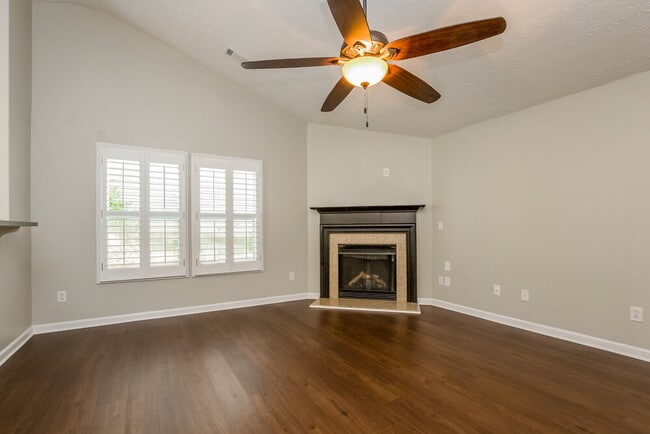 Photo - 217 Winterbury Dr