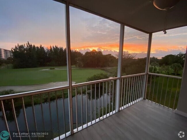 Building Photo - 3250 N Palm Aire Dr Unit 409 Rental