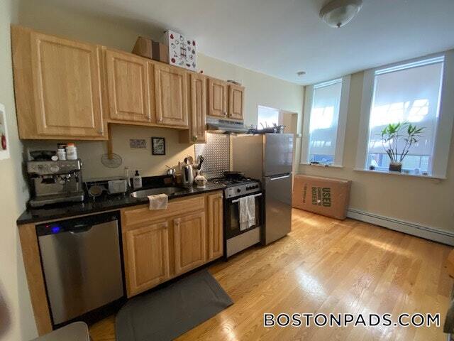 Photo - 232 Cambridge St Unidad 3