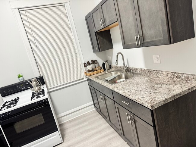 Photo - 5158 N Ashland Ave Unit 0