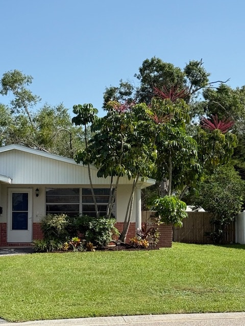 Photo - 136 Davenport Ave NE