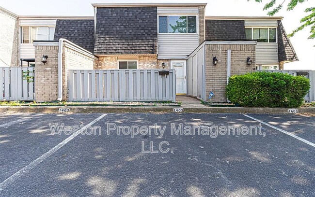 Building Photo - 1402 Bill Carrol Dr Rental