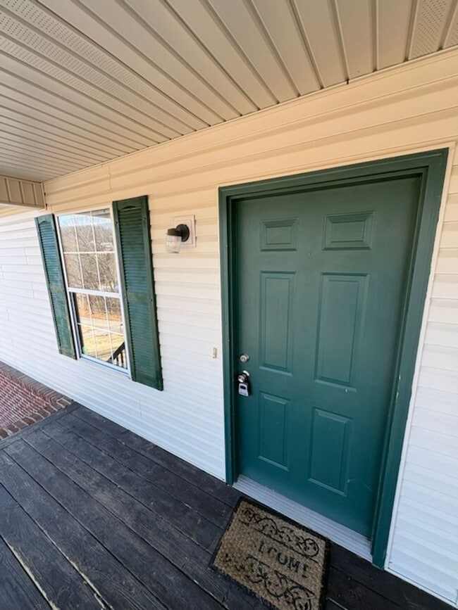 Building Photo - 4051 Wynn St Unit 1