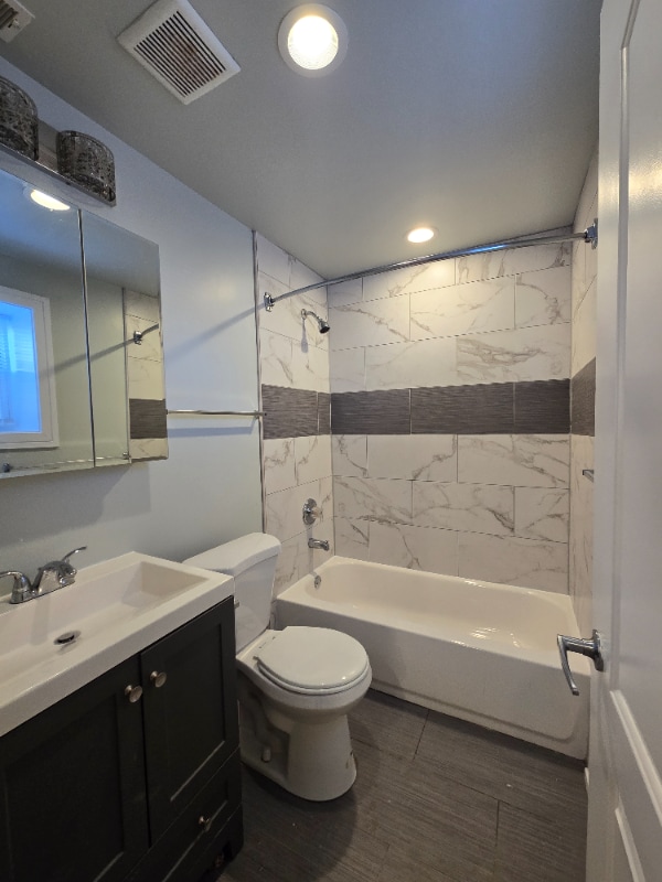 Photo - 2505 W Granville Ave Unit GW